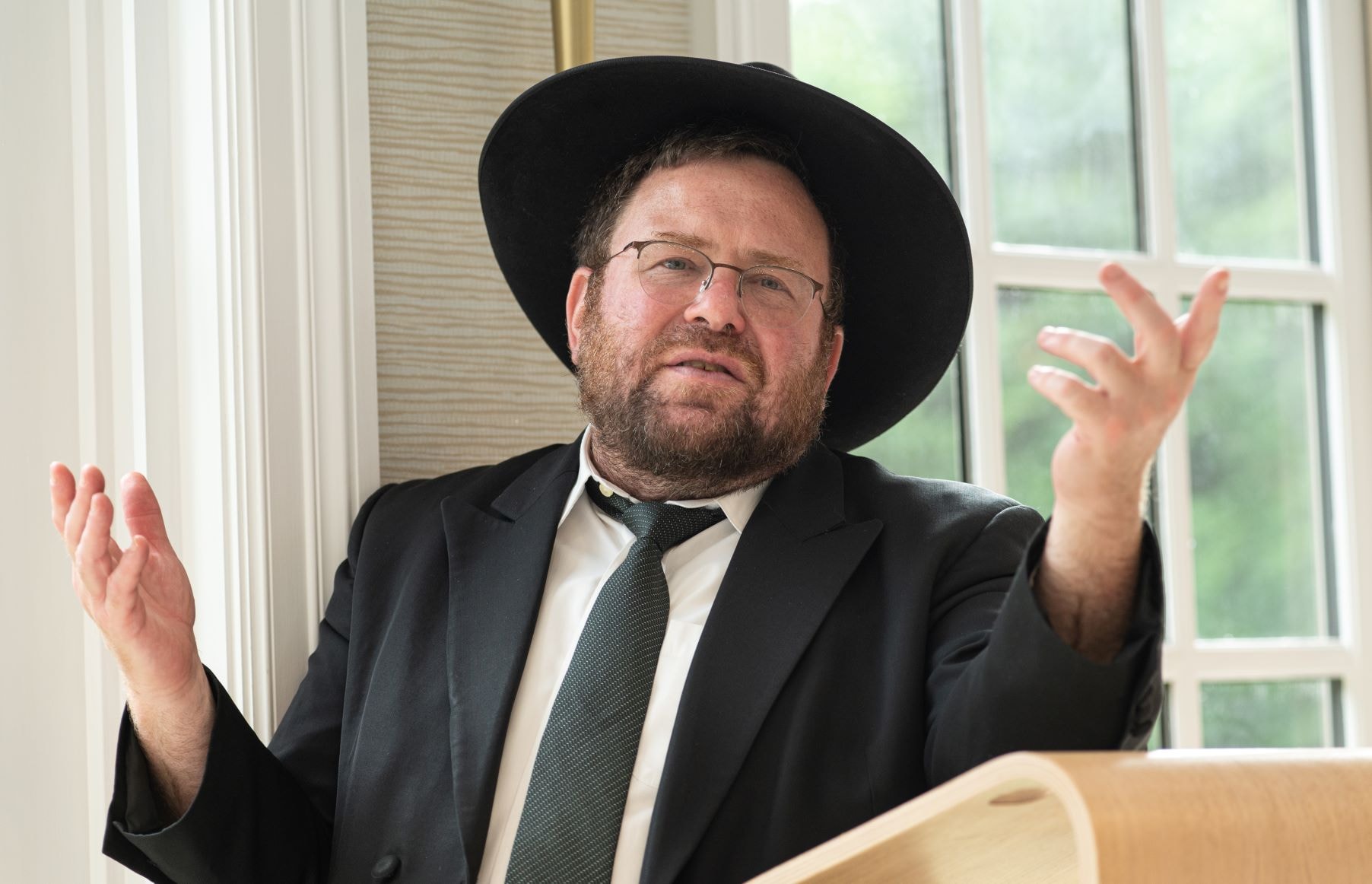 Rabbi Yochanan Meir Bechhofer — Rosh HaYeshiva, Even Shesiya Torah Center
